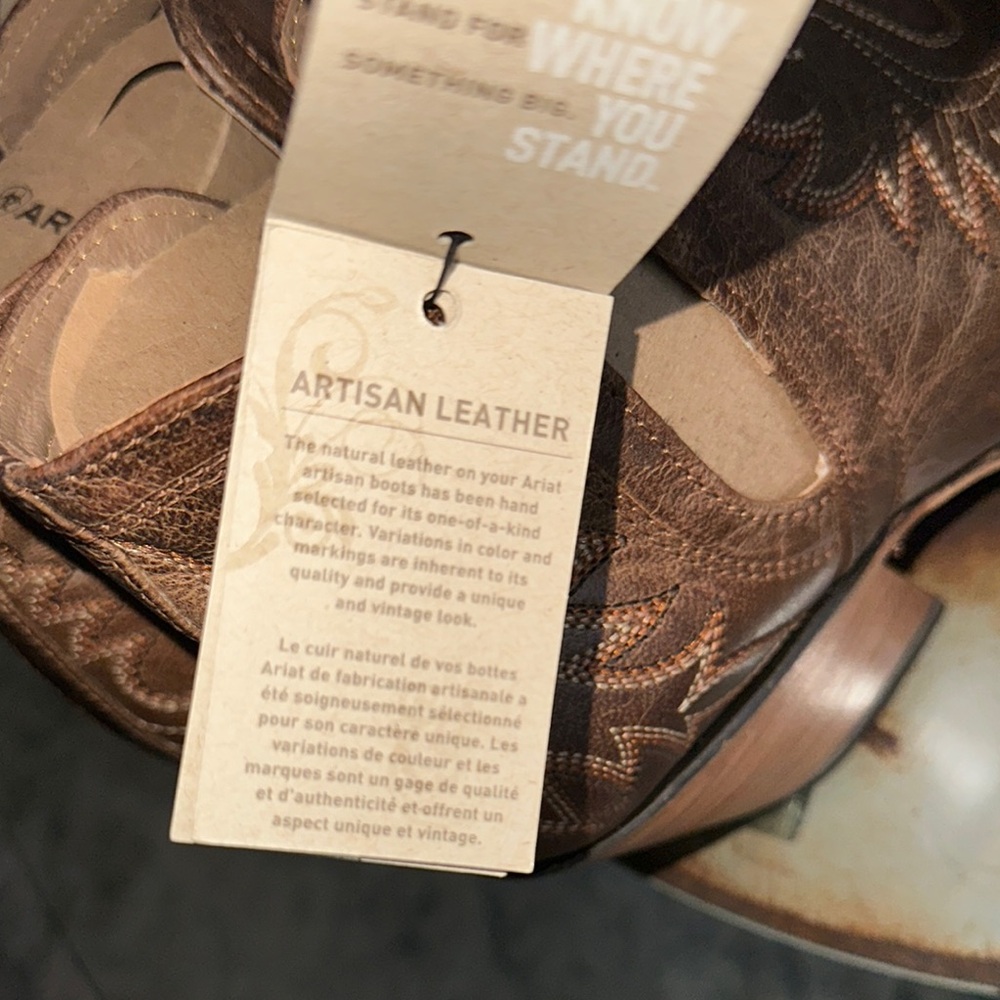 Ariat Dixon Brown western Ankle Boots with Rugged Soles Classic Sz 9 Leather NWT - Picture 9 of 14